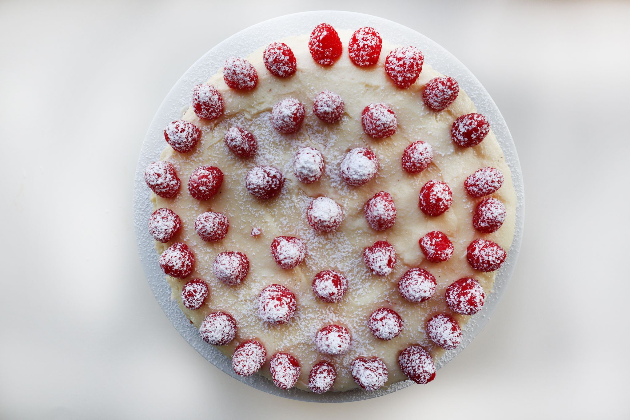 Witte-chocoladecheesecake met frambozen